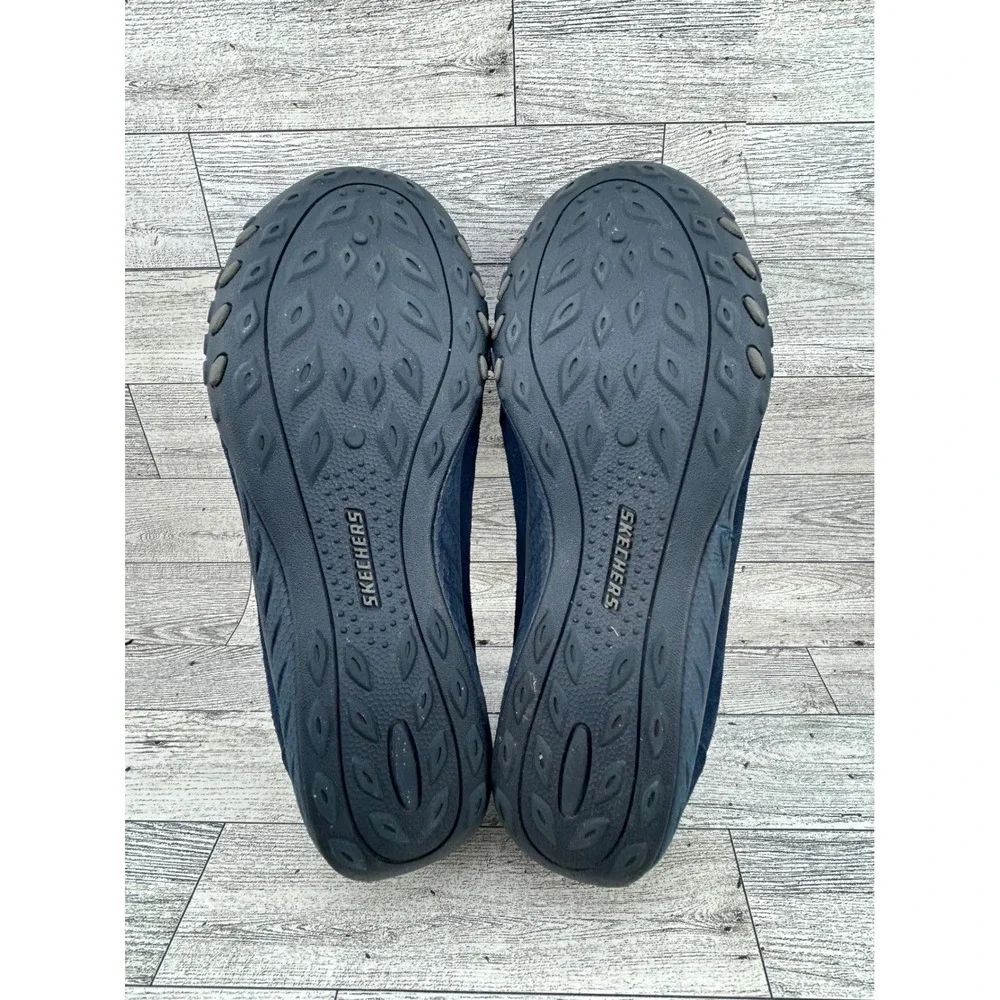 Skechers Relaxed Fit‎ Navy Blue Slip On Sneakers 23020 Womens Size 9 Memory Foam